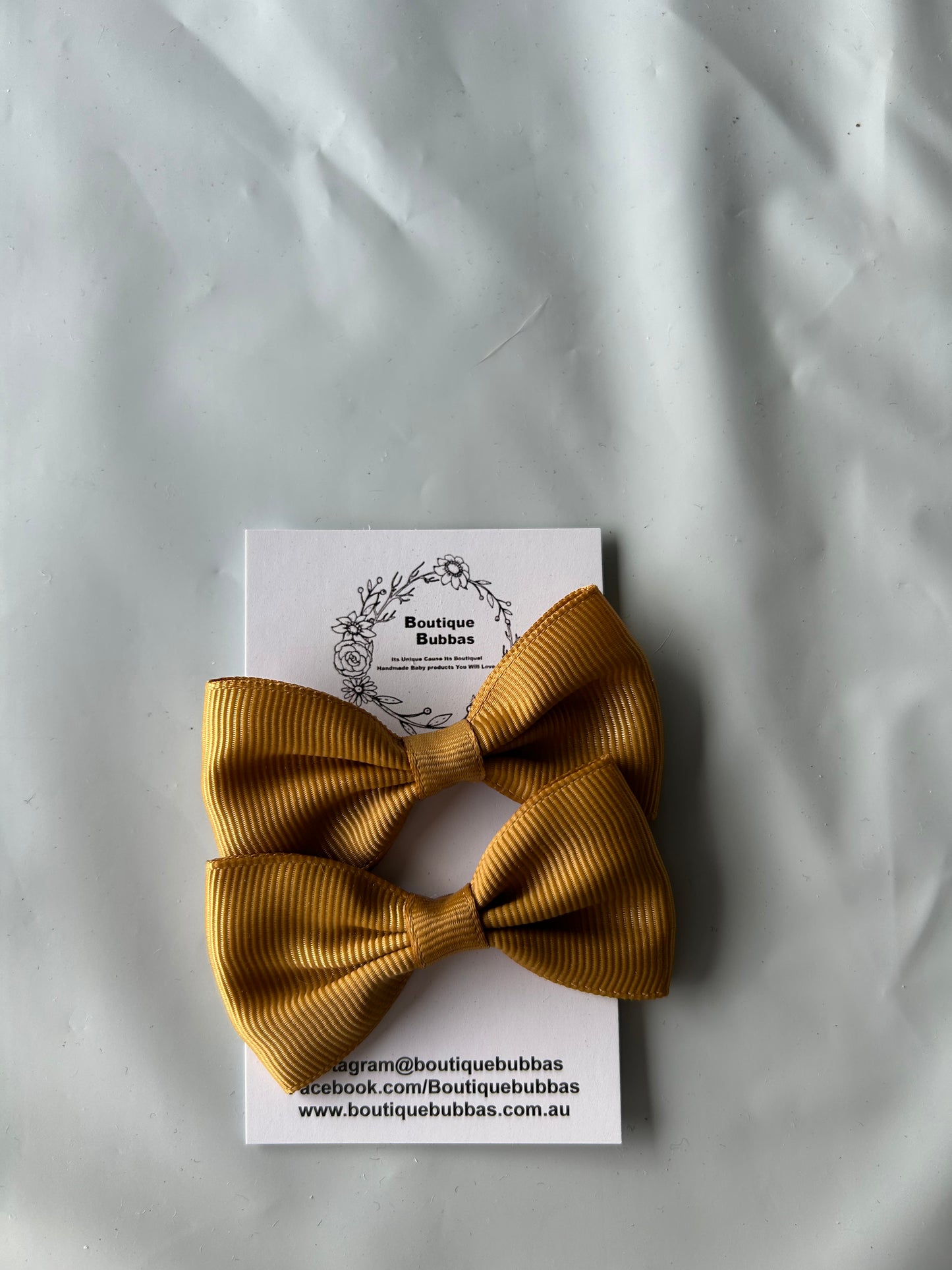 Hair bow ties