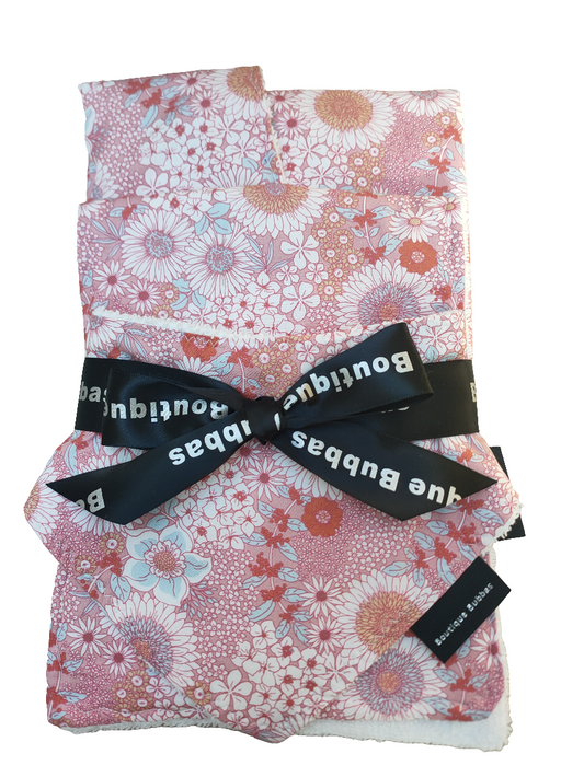 Pink Floral Floral 3 piece gift set